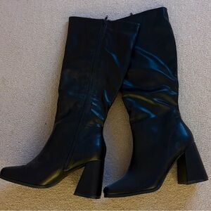 Elegant Black Heeled Boots for Women